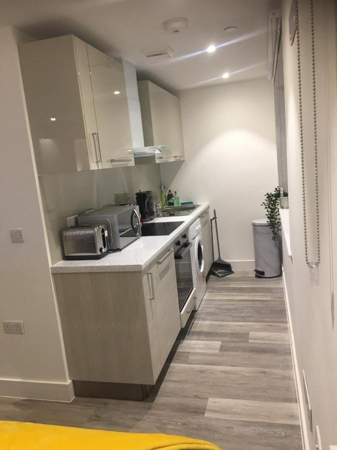 Stylish Apartment, Beach & Town 2 Min Walk 본머스 외부 사진